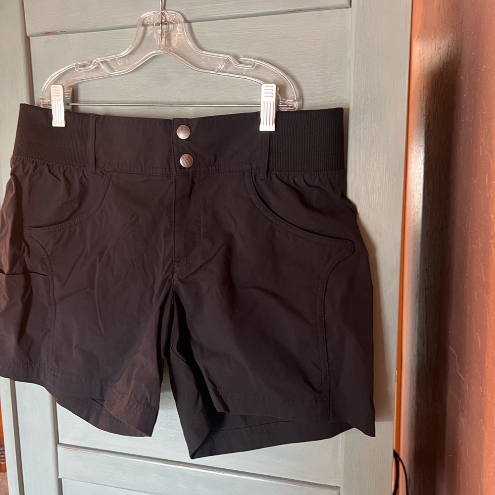 Title Nine Women’s Recycled Clamber 2.0 Black Athletic Hiking Shorts Size 8